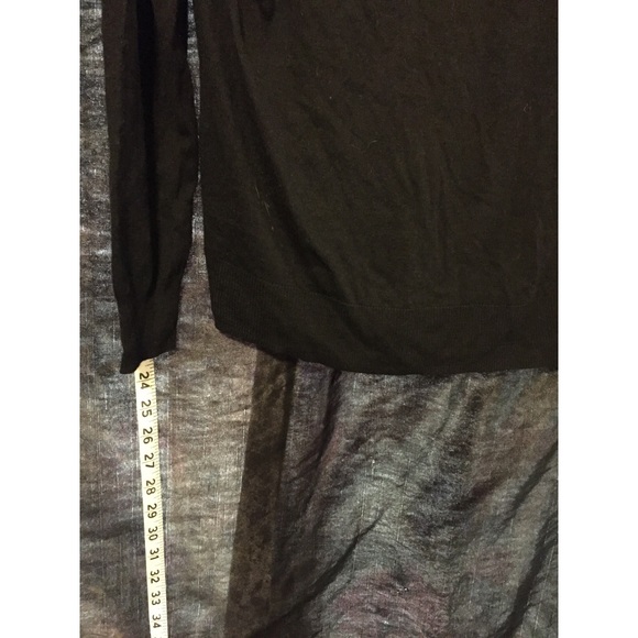 Cold shoulder long sleeve shirt - Picture 5 of 8